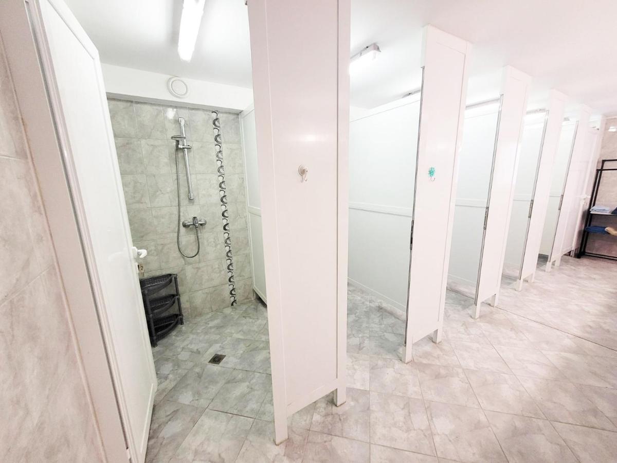 Auberge de jeunesse Roma à Varna Extérieur photo