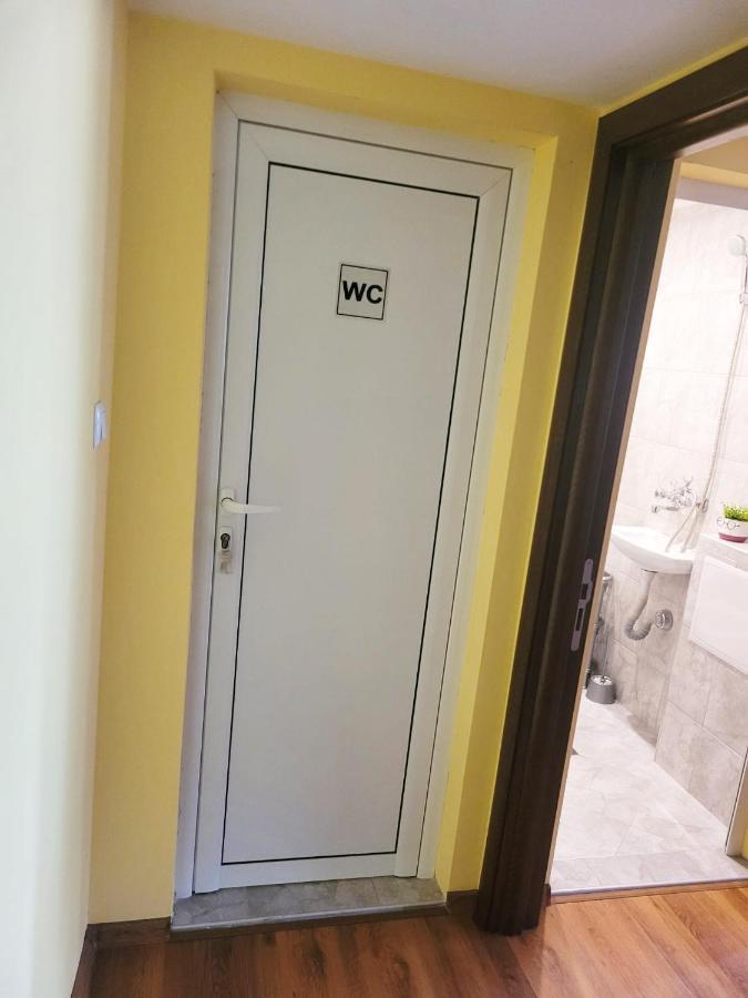 Auberge de jeunesse Roma à Varna Extérieur photo