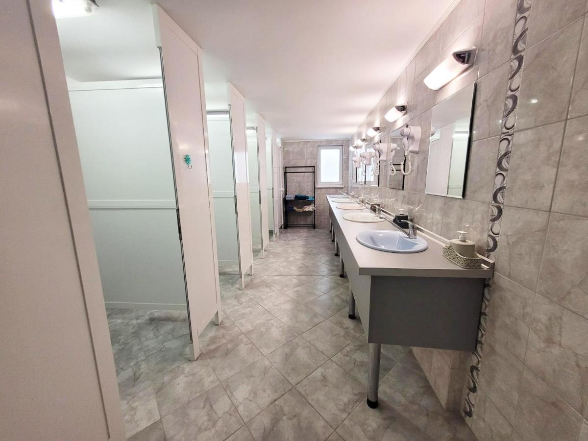 Auberge de jeunesse Roma à Varna Extérieur photo
