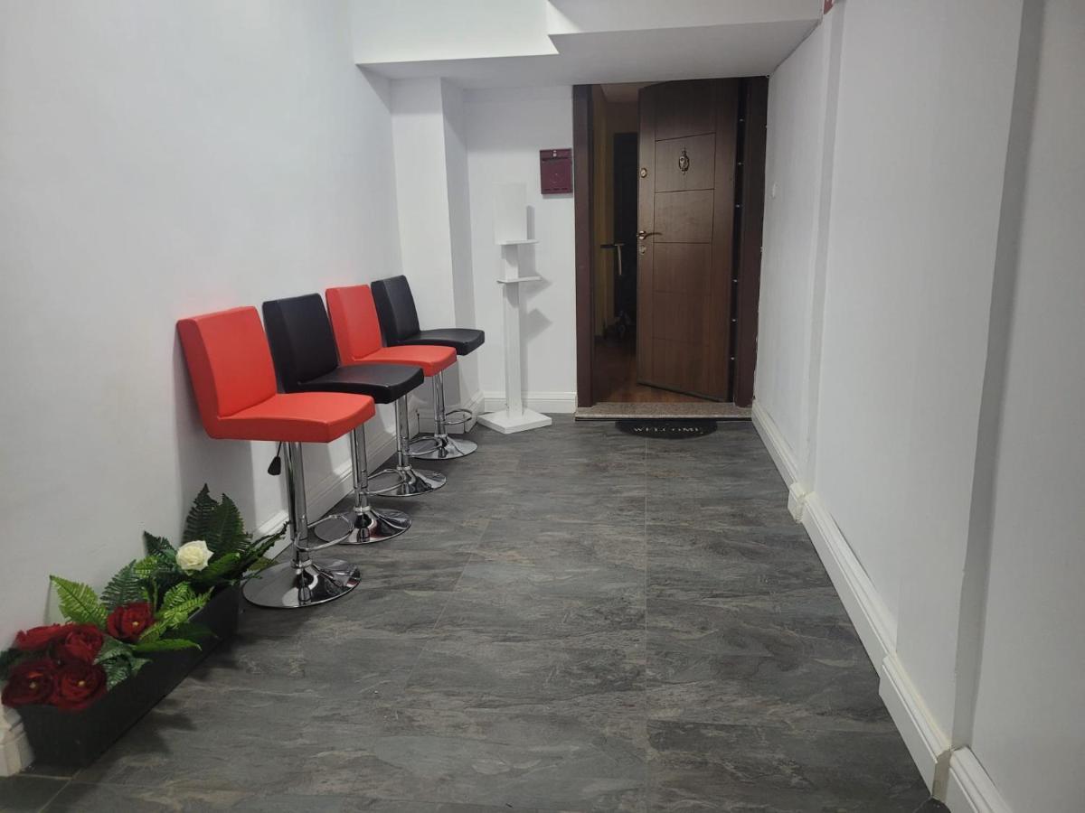 Auberge de jeunesse Roma à Varna Extérieur photo